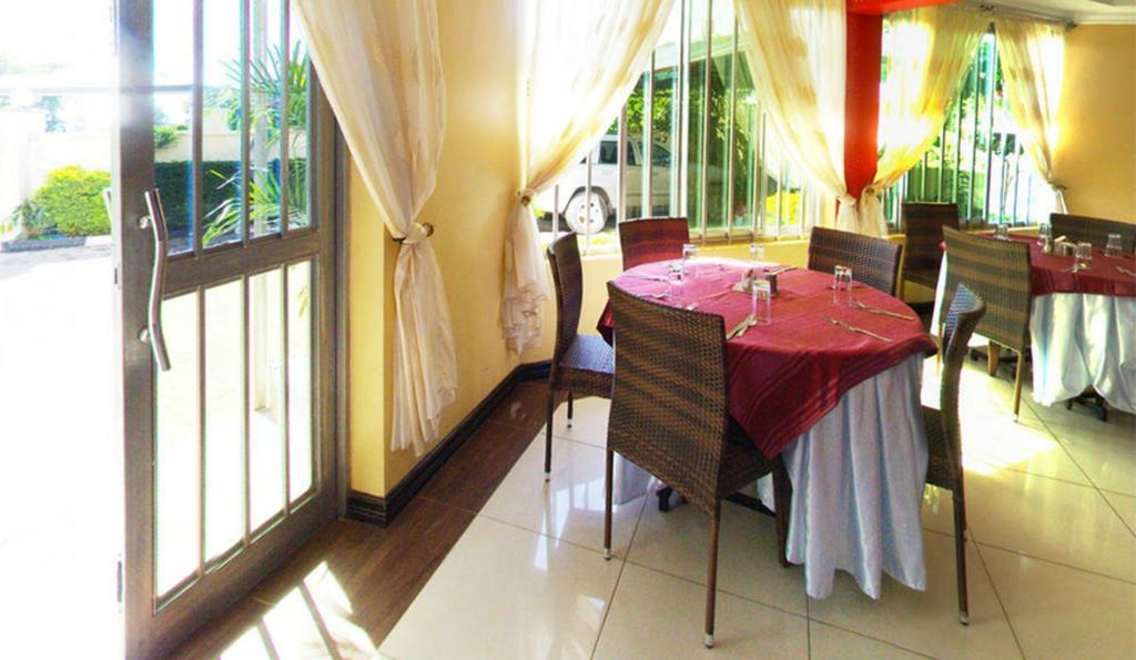Royal City Dubai Complex Kisumu Exteriér fotografie