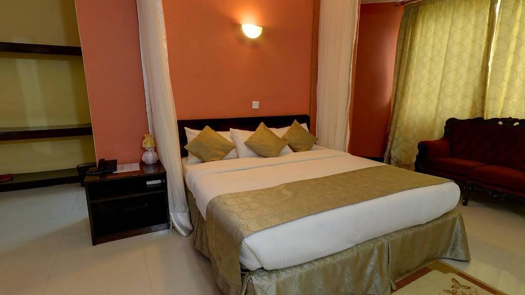 Royal City Dubai Complex Kisumu Exteriér fotografie
