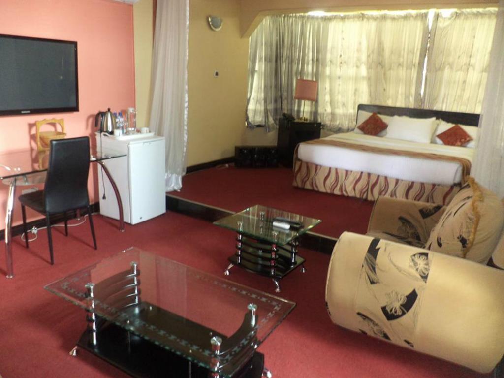Royal City Dubai Complex Kisumu Exteriér fotografie