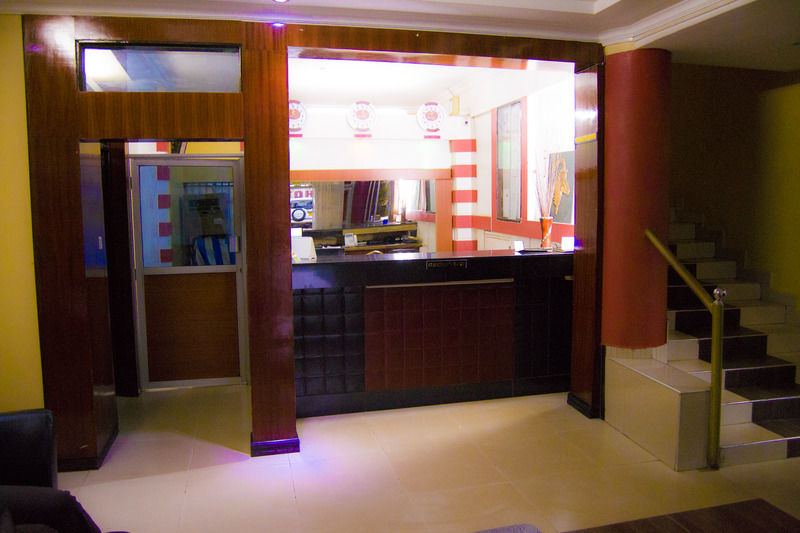Royal City Dubai Complex Kisumu Exteriér fotografie