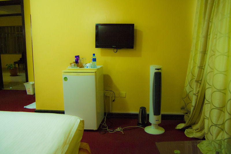 Royal City Dubai Complex Kisumu Exteriér fotografie