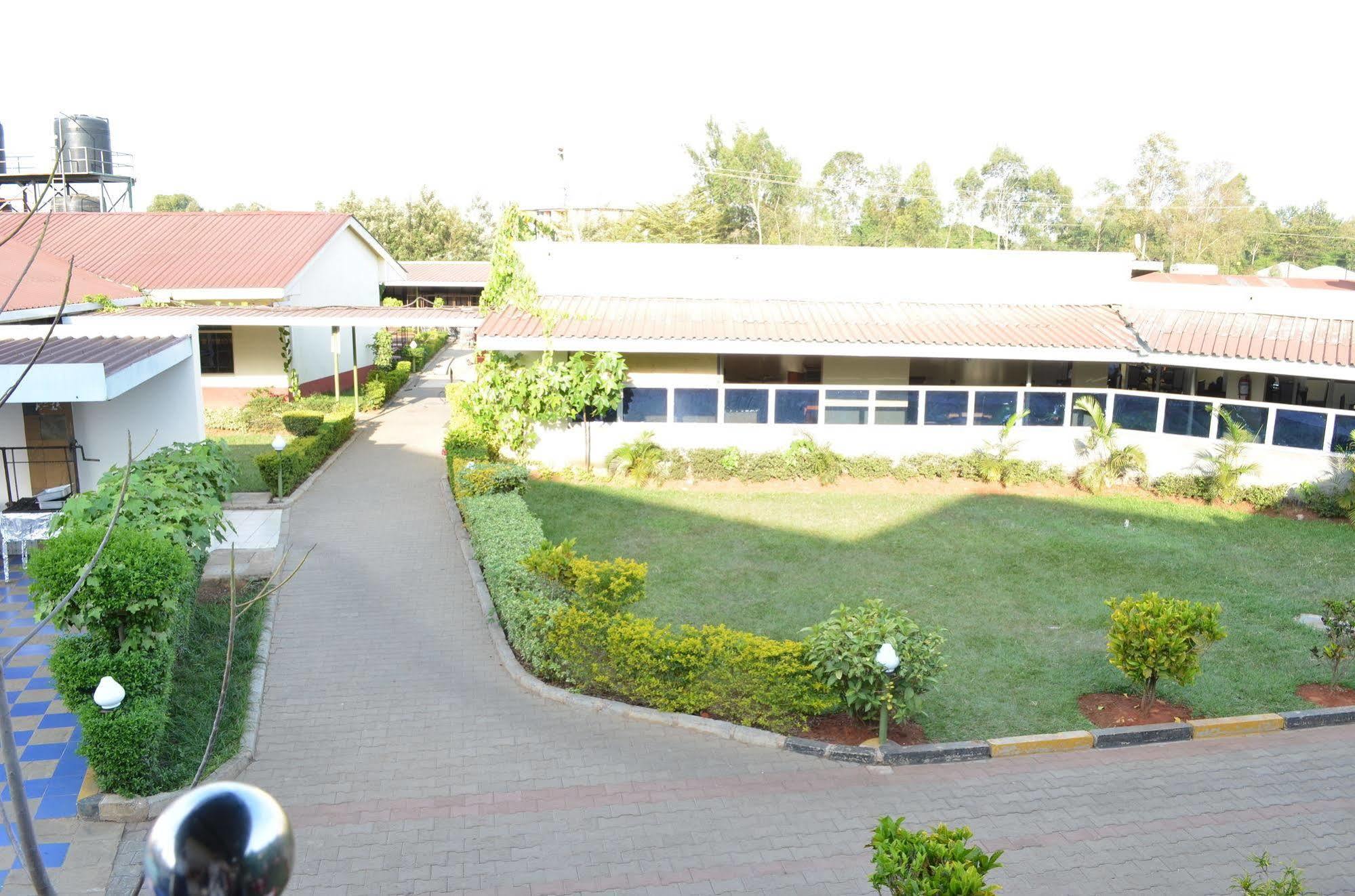 Royal City Dubai Complex Kisumu Exteriér fotografie